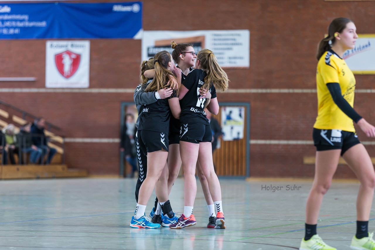Bild 243 - B-Juniorinnen Bramstedter TS - TSV Altenholz : Ergebnis: 17:16
